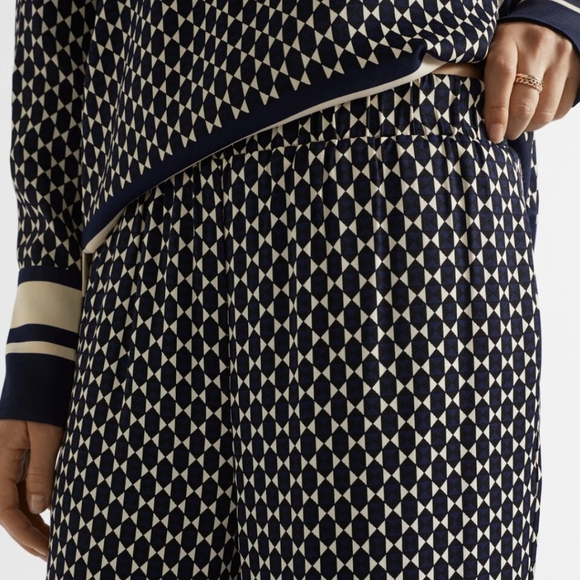 NWT Diamond Geo Pants with pockets - Picture 4 of 4